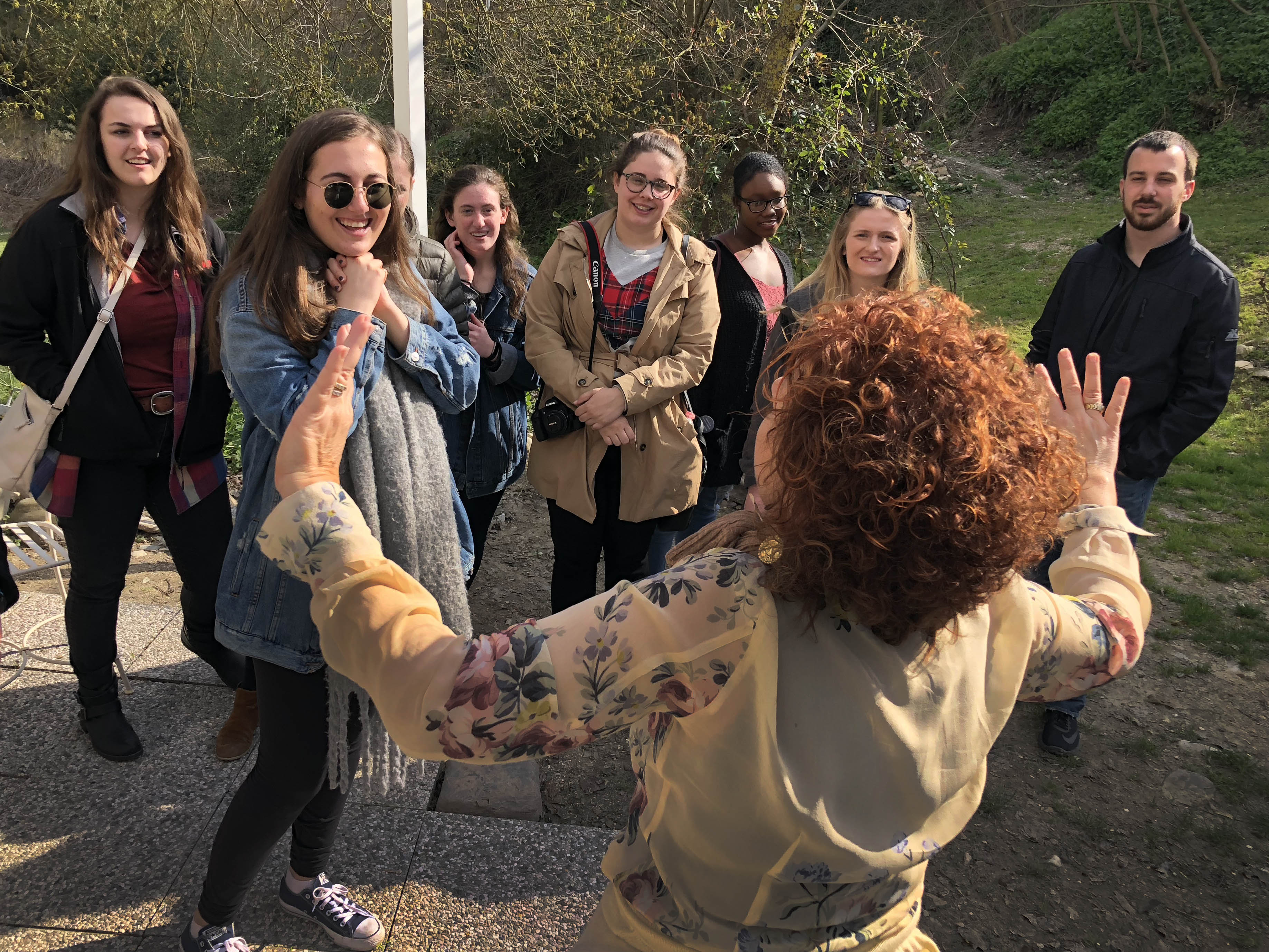 Students explore Urbino, Italy with a guide.